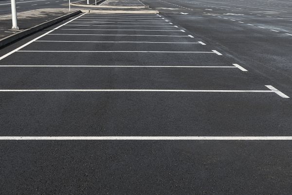 Cost of Commercial Asphalt Resurfacing in Bellevue