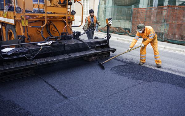 Cost of Asphalt Overlaying in Bellevue