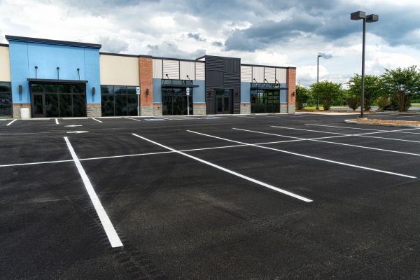 Cost of Parking Lot Blacktopping in Bellevue